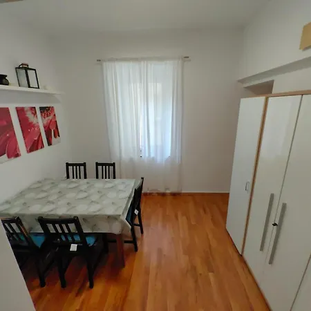 아파트 Citypulse Apartman 자다르