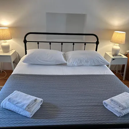 아파트 Citypulse Apartman 자다르