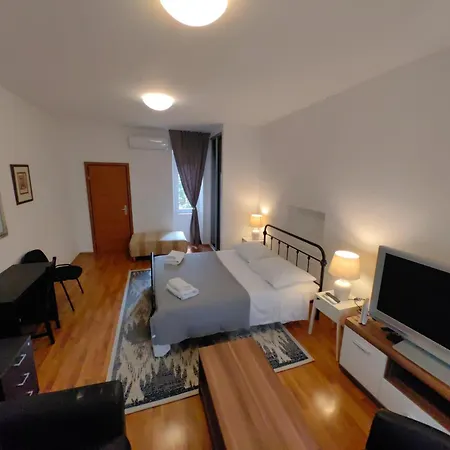 Citypulse Apartman 아파트 자다르