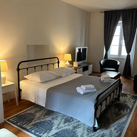 Citypulse Apartman 아파트 *